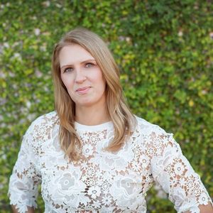 Meet your Posher, Lina